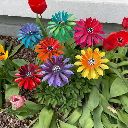 Metal Zinnia Flower Garden Stake